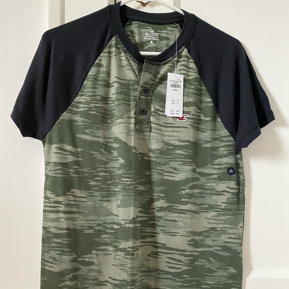Hollister camo T-shirt
